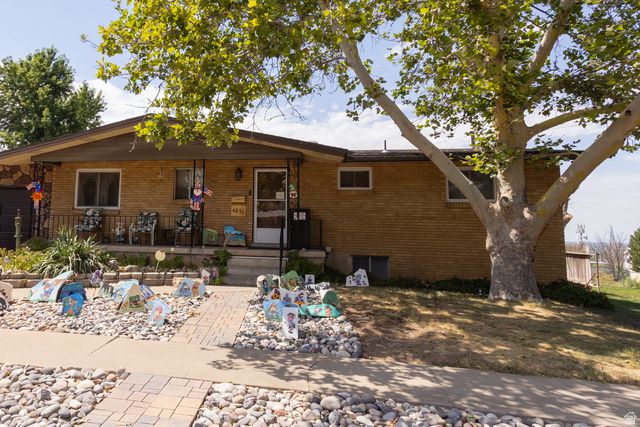 4251 S 2350 W, Roy, UT 84067