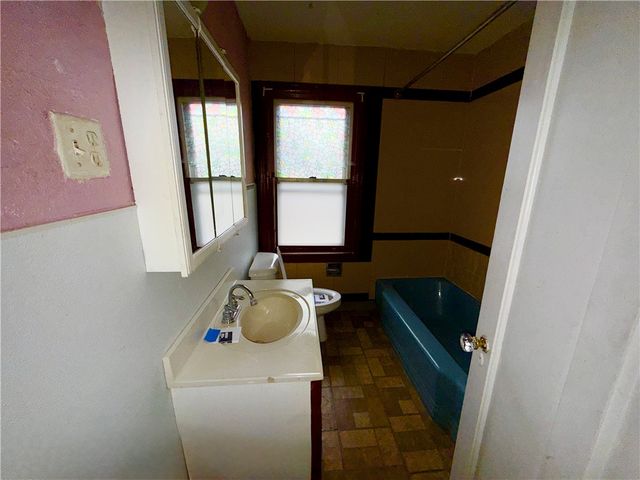 99 Murray, Uniontown, PA 15401