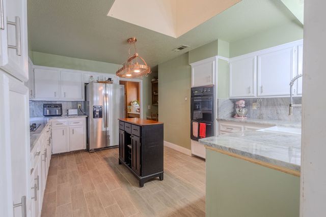 2735 Sandy Circle, College Station, TX 77845