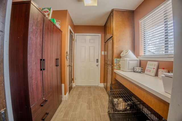 2735 Sandy Circle, College Station, TX 77845