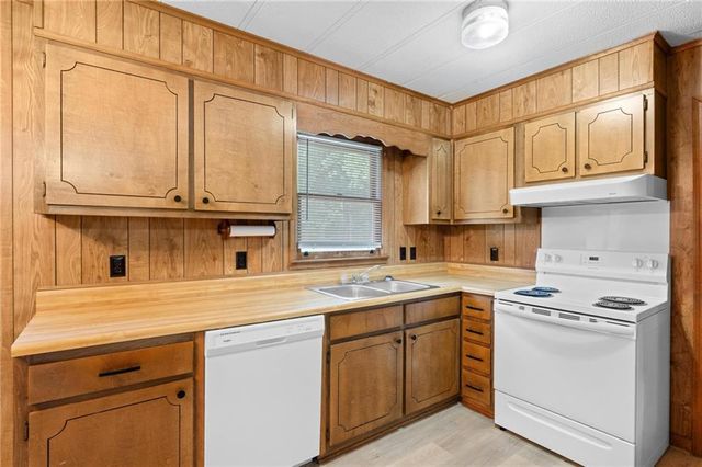 214 Ashland Drive, Stockbridge, GA 30281