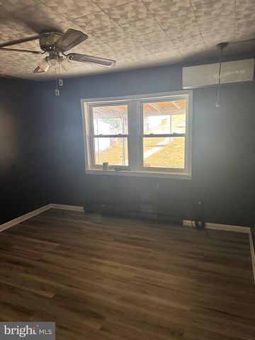 1620 W WALNUT ST, Ashland, PA 17921