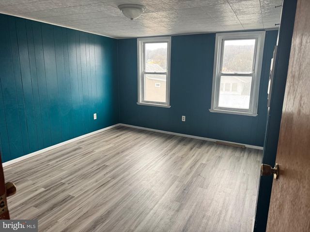 1620 W WALNUT ST, Ashland, PA 17921