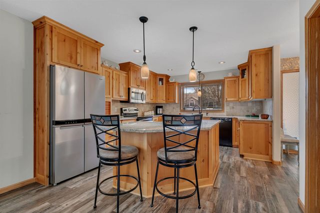 1001 Oak Pond Drive, Sartell, MN 56377