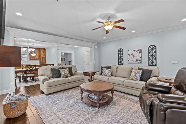 206 Kelso Ln, Dothan, AL 36305
