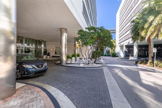 92 SW 3rd St 5108, Miami, FL 33130