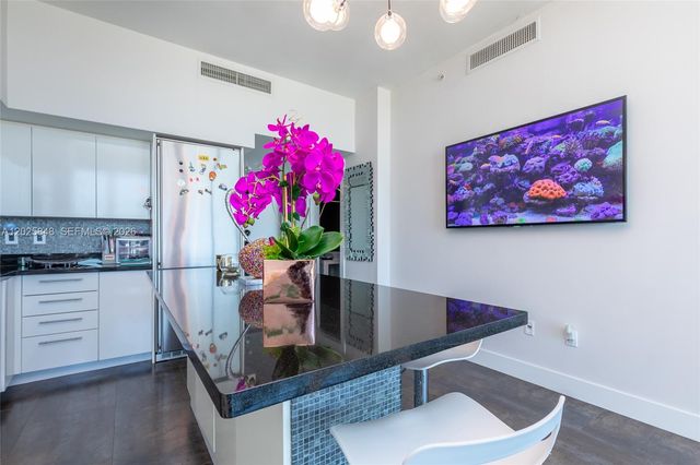 92 SW 3rd St 5108, Miami, FL 33130