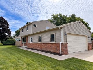 2089 Southwood Avenue, Norton Shores City, MI 49441