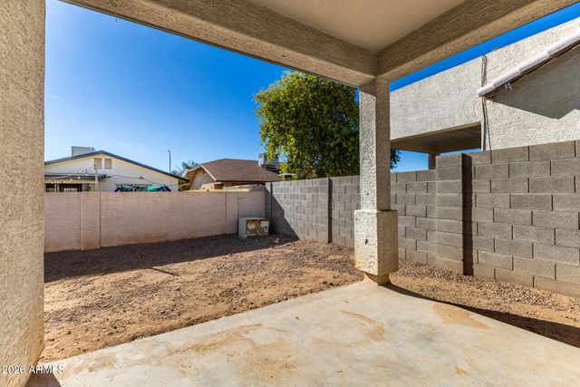 6842 N 81ST Drive, Glendale, AZ 85303