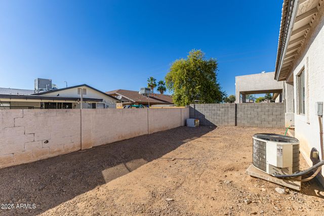 6842 N 81ST Drive, Glendale, AZ 85303