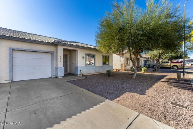 6842 N 81ST Drive, Glendale, AZ 85303