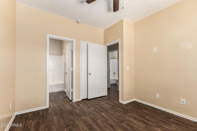 6842 N 81ST Drive, Glendale, AZ 85303