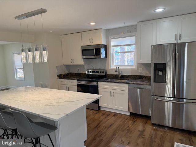 9300 SANGER ST, Lorton, VA 22079