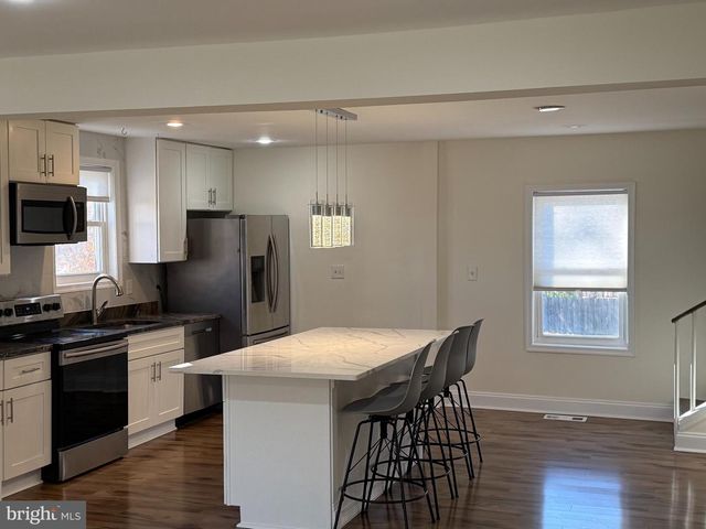 9300 SANGER ST, Lorton, VA 22079