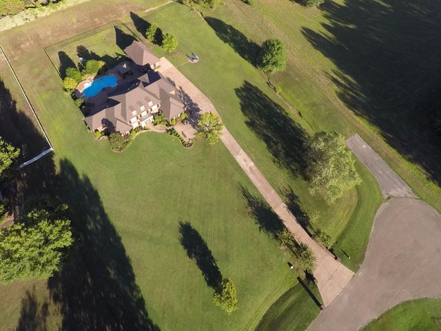 220 SOUTHMILL DR, Eads, TN 38028