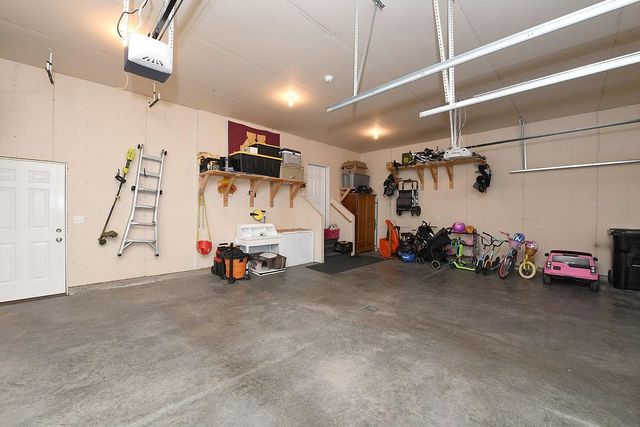 6620 57th Avenue S, Fargo, ND 58104