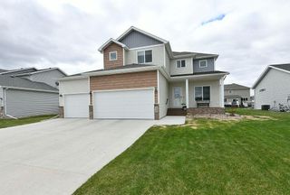 6620 57th Avenue S, Fargo, ND 58104