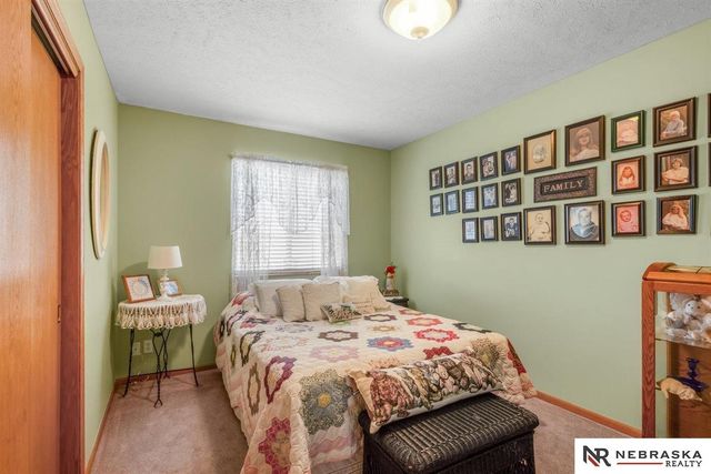 3334 W Rose Street, Lincoln, NE 68522