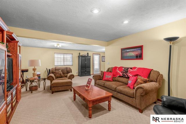 3334 W Rose Street, Lincoln, NE 68522
