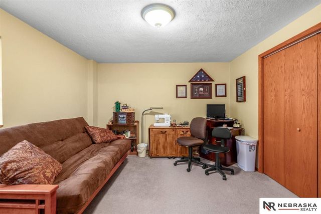 3334 W Rose Street, Lincoln, NE 68522