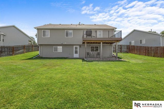 3334 W Rose Street, Lincoln, NE 68522