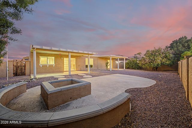 16432 N 45TH Avenue, Glendale, AZ 85306