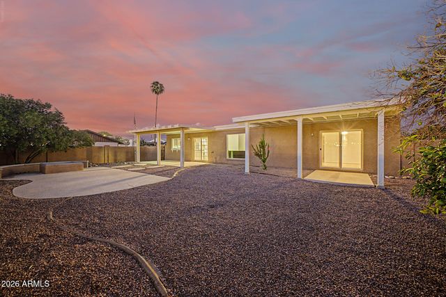 16432 N 45TH Avenue, Glendale, AZ 85306