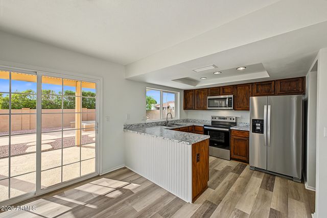 16432 N 45TH Avenue, Glendale, AZ 85306