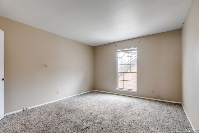 7500 Callaghan Rd Apt 255, San Antonio, TX 78229