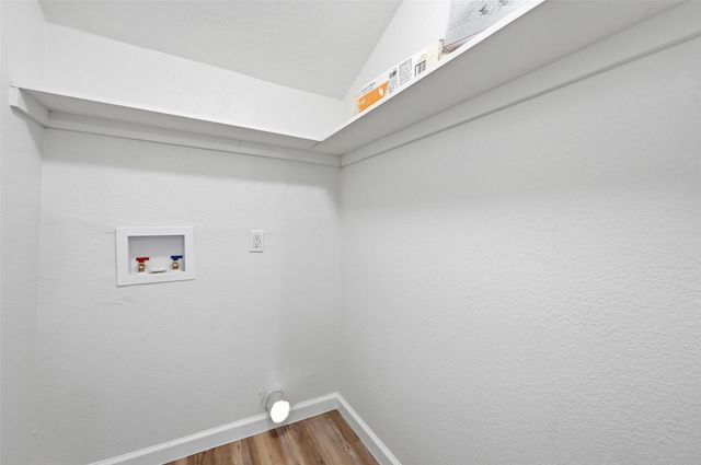 1010 Clarice Street, Grand Prairie, TX 75051