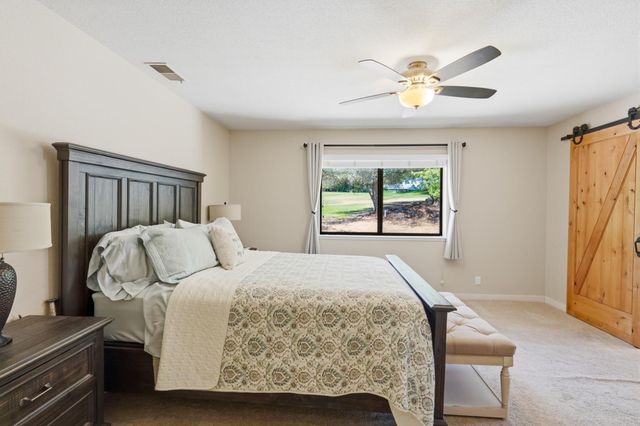 23246 Sunset Ridge Dr, Auburn, CA 95602