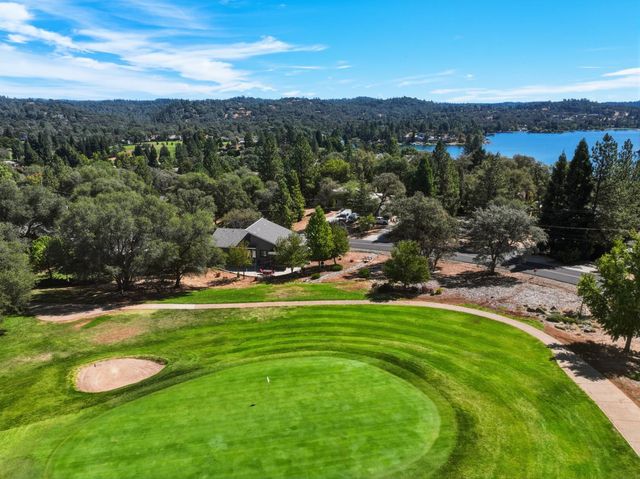 23246 Sunset Ridge Dr, Auburn, CA 95602