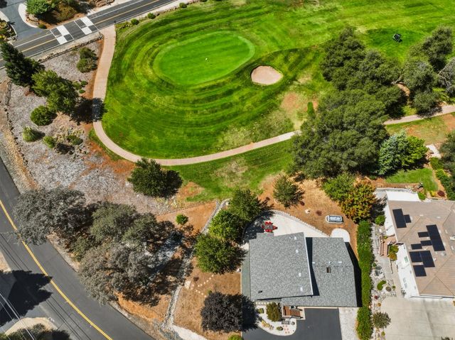 23246 Sunset Ridge Dr, Auburn, CA 95602