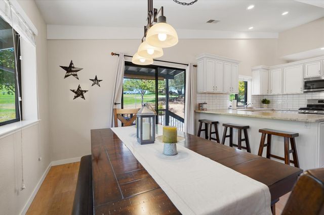 23246 Sunset Ridge Dr, Auburn, CA 95602
