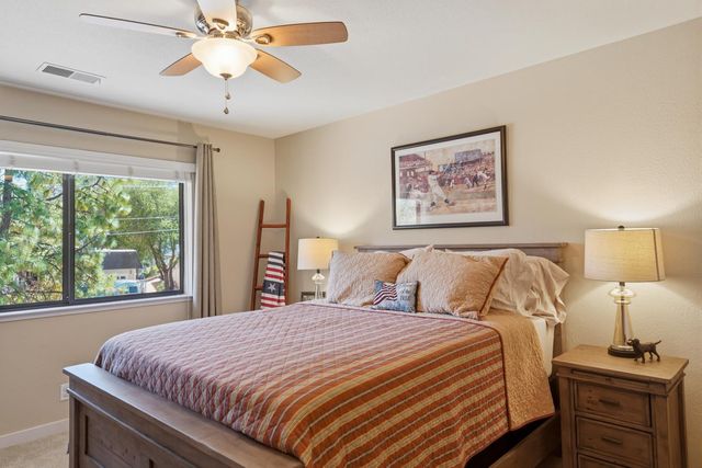 23246 Sunset Ridge Dr, Auburn, CA 95602