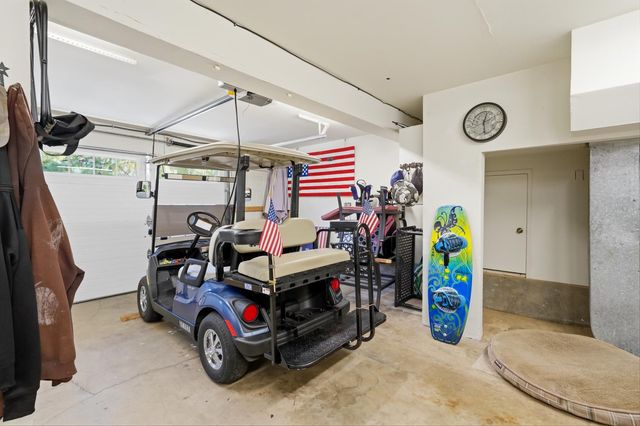 23246 Sunset Ridge Dr, Auburn, CA 95602