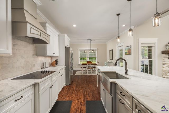 415 Stonegate Trail, Perry, GA 31069