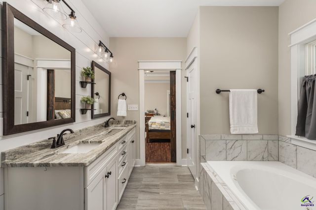 415 Stonegate Trail, Perry, GA 31069