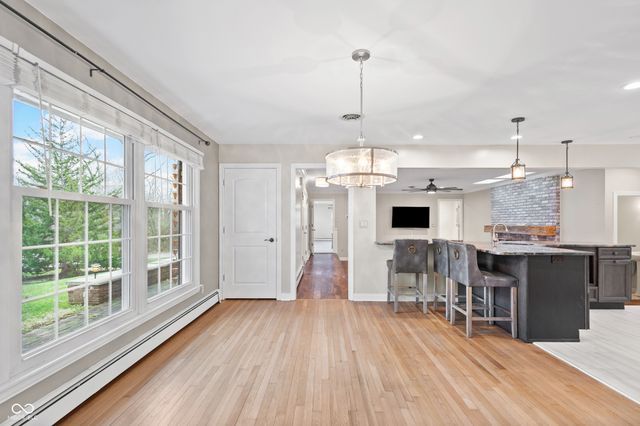 8853 Briarclift Road, Indianapolis, IN 46256