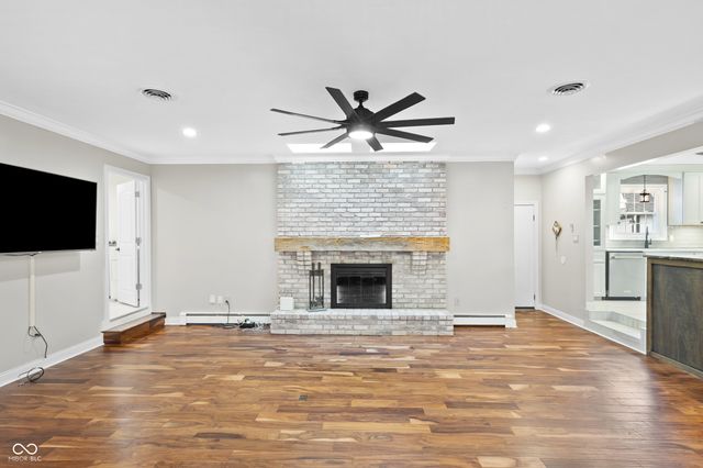 8853 Briarclift Road, Indianapolis, IN 46256