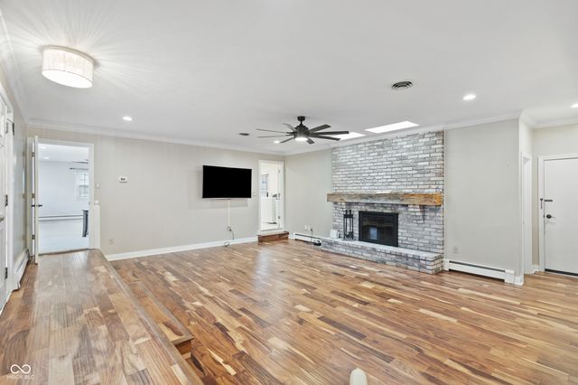 8853 Briarclift Road, Indianapolis, IN 46256