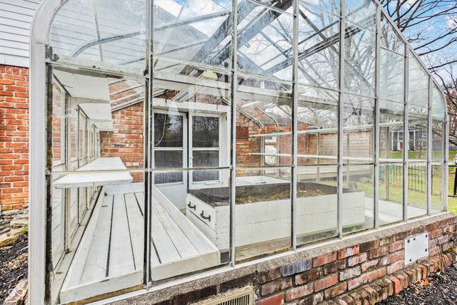 8853 Briarclift Road, Indianapolis, IN 46256