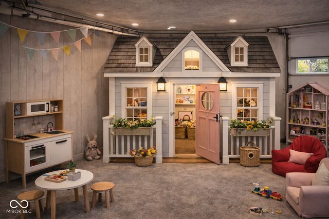 8853 Briarclift Road, Indianapolis, IN 46256