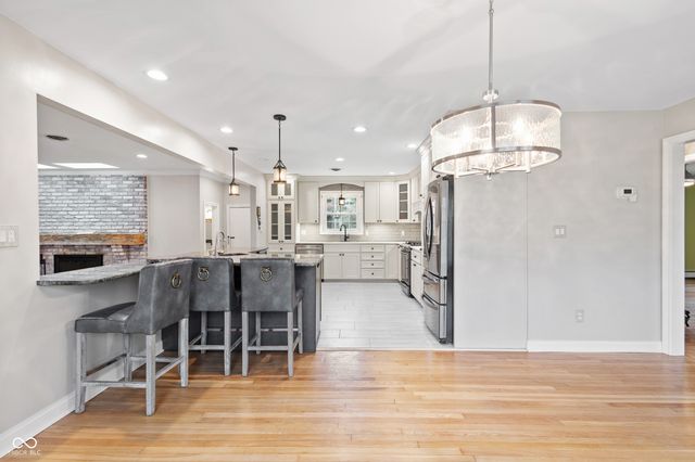 8853 Briarclift Road, Indianapolis, IN 46256