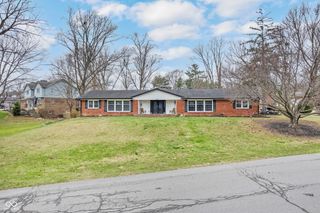 8853 Briarclift Road, Indianapolis, IN 46256