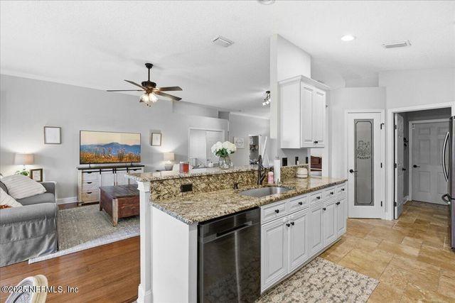 1305 FAIRWAY VILLAGE Drive, Fleming Island, FL 32003