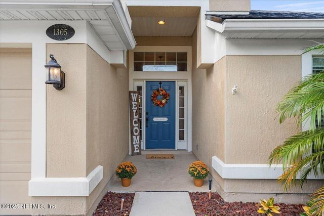 1305 FAIRWAY VILLAGE Drive, Fleming Island, FL 32003