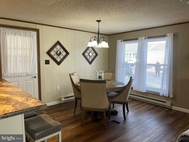 33 WESTVIEW TER, Womelsdorf, PA 19567