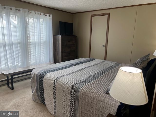 33 WESTVIEW TER, Womelsdorf, PA 19567