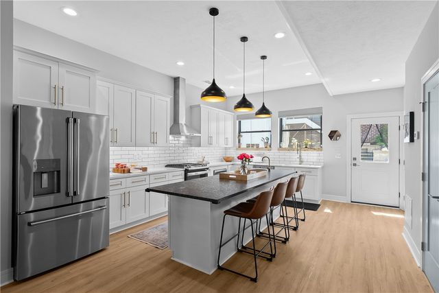 5324 Keystone St, Lawrenceville, PA 15201